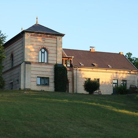 Historisches Gebaeude " Rentmeisteramt" Basedow Basedow  Екстериор снимка