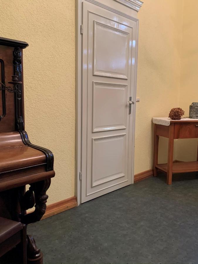 Historisches Gebaeude " Rentmeisteramt" Basedow Basedow  Екстериор снимка