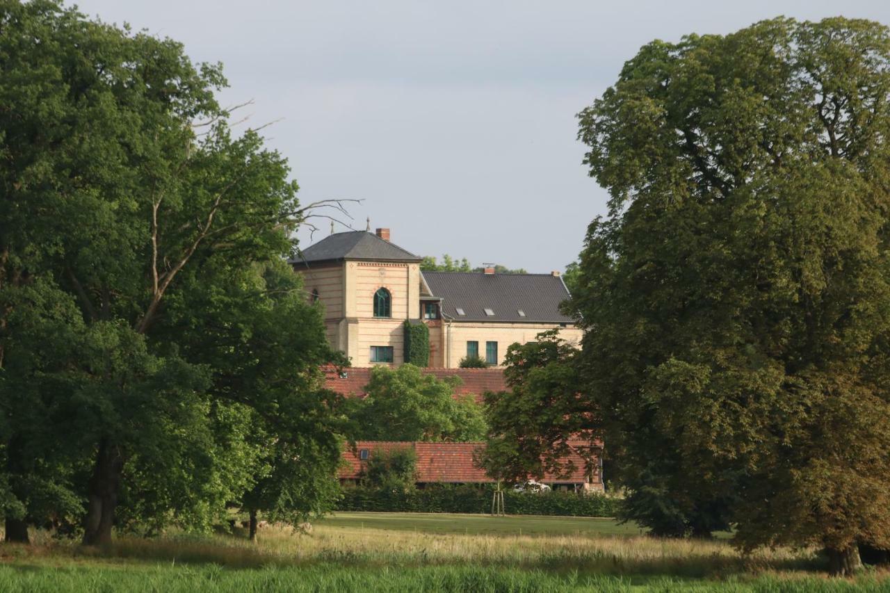 Historisches Gebaeude " Rentmeisteramt" Basedow Basedow  Екстериор снимка